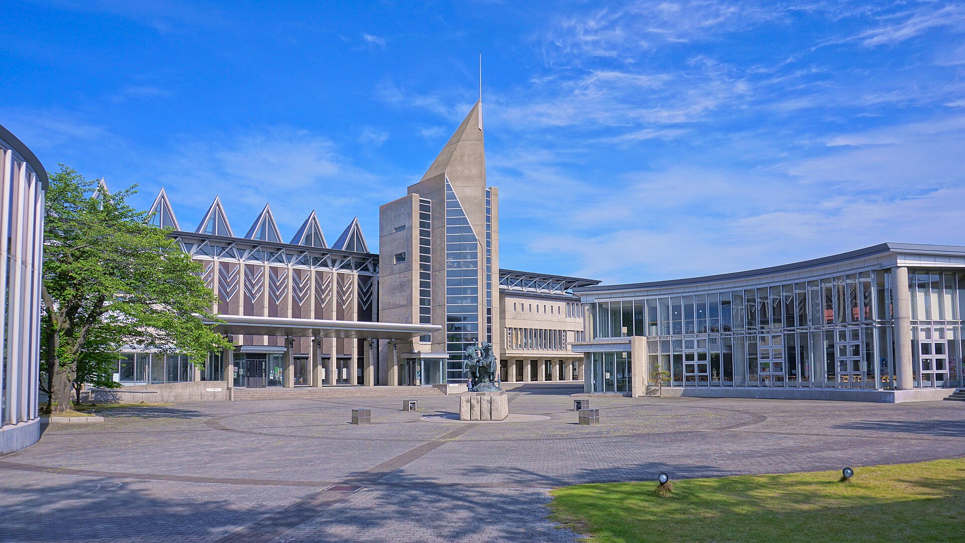秋田公立美術大学