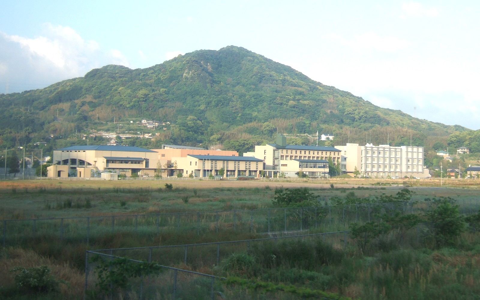 長崎国際大学