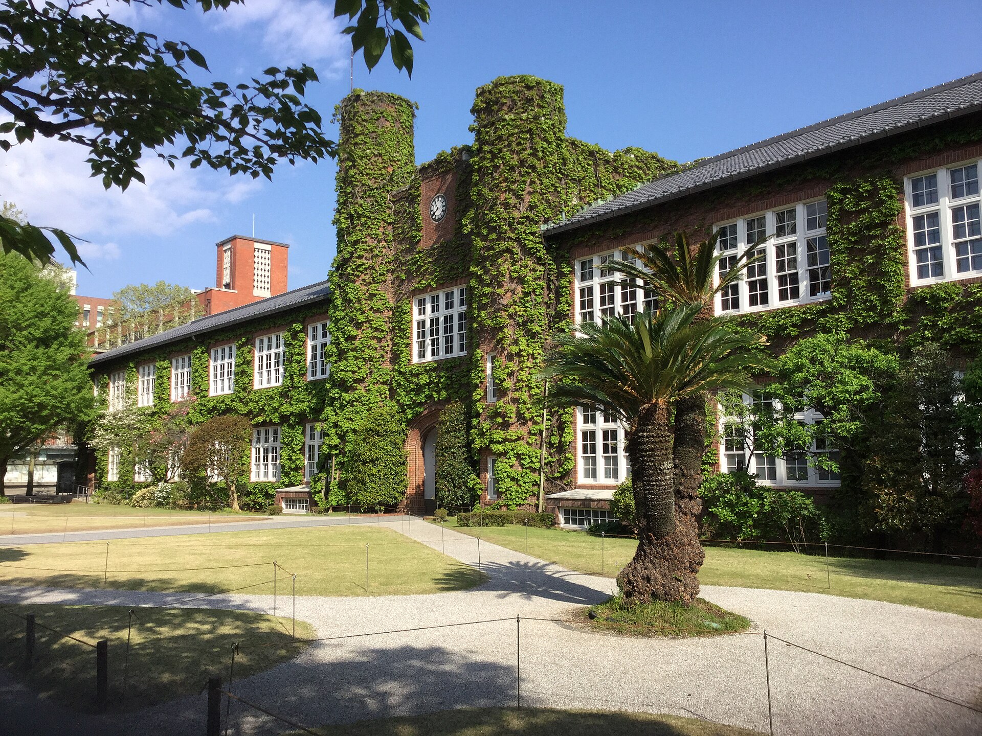 立教大学