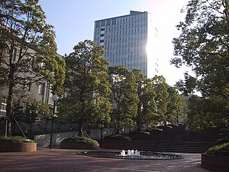 東洋大学